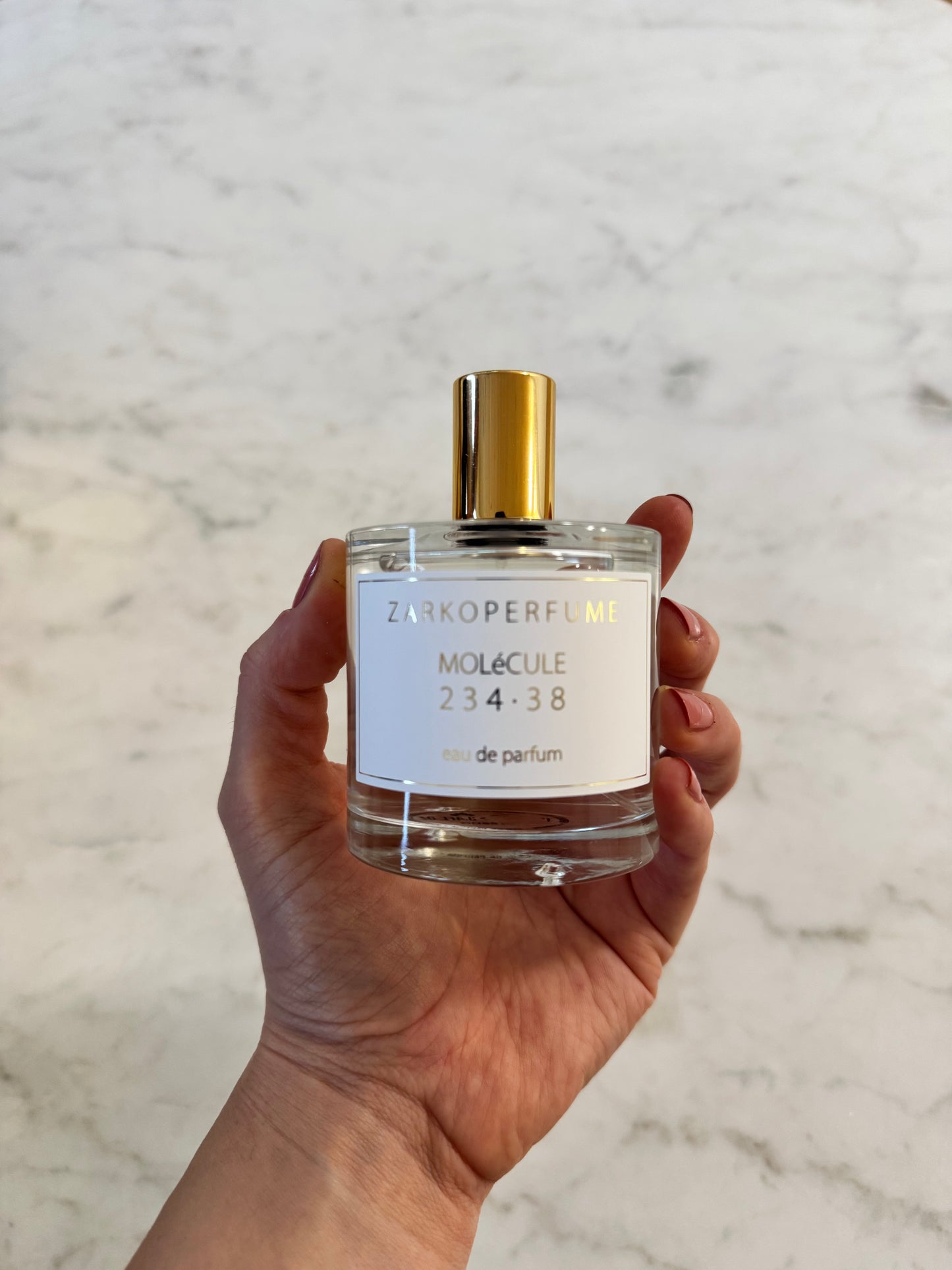 Zarkoperfume MOLéCULE 234.38